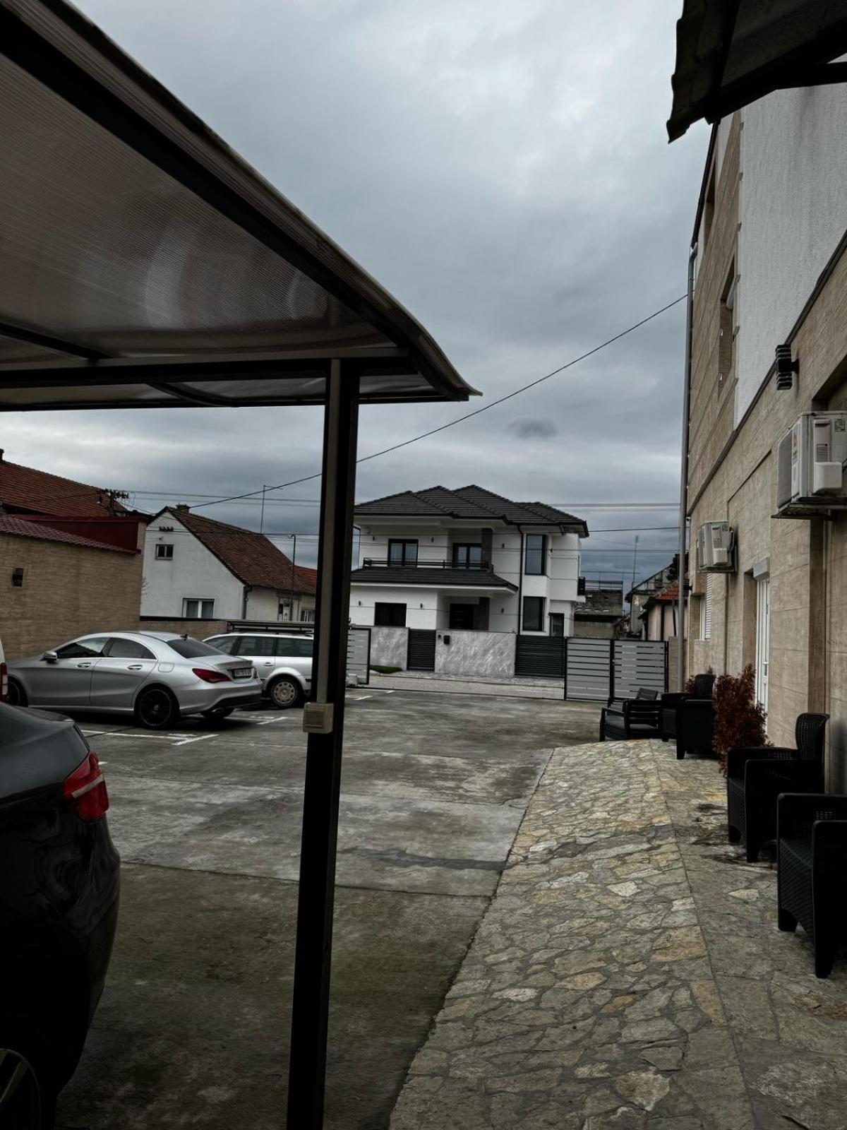 Apartments Vila Brzi & Beka Шабац Экстерьер фото