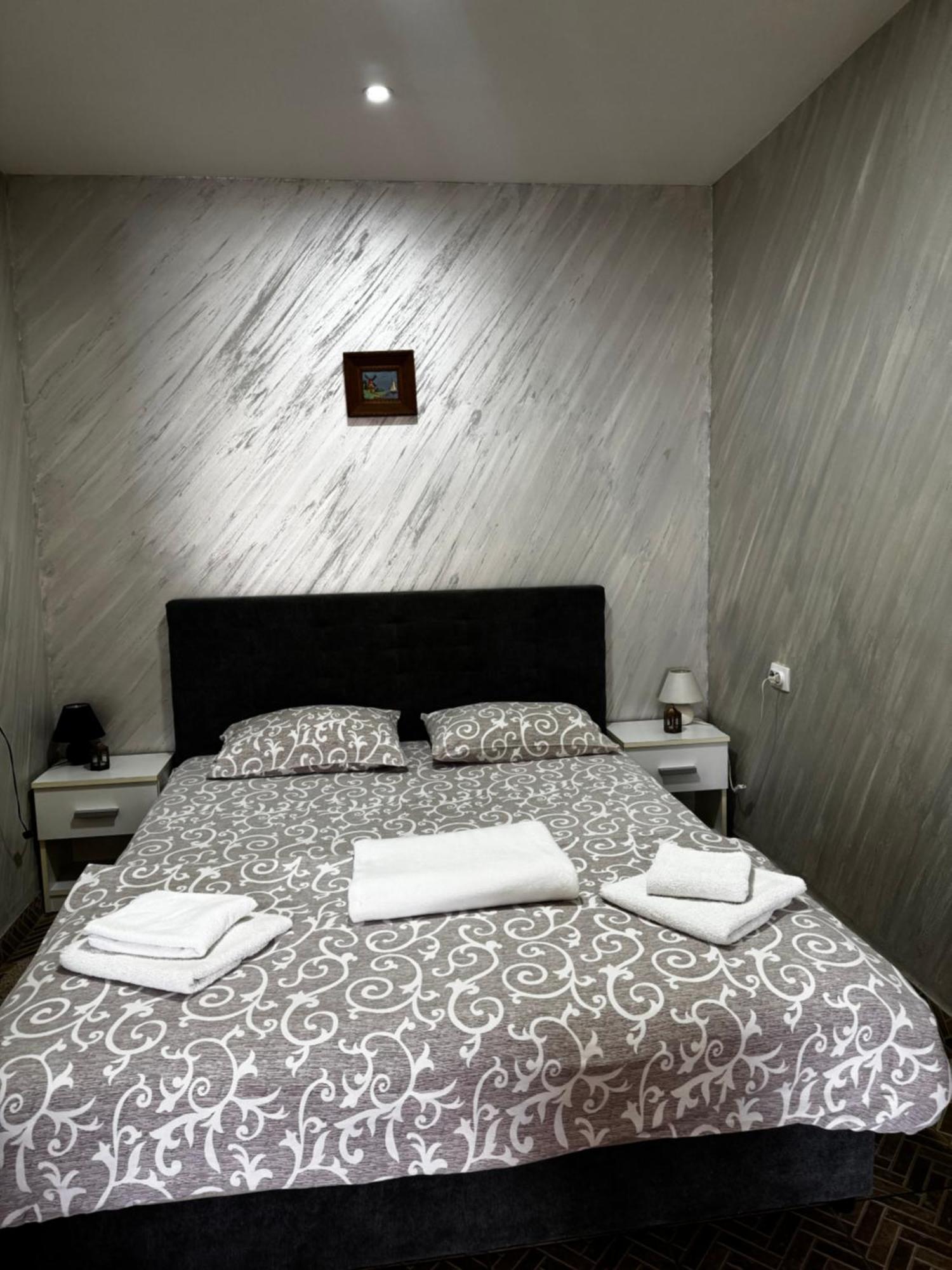 Apartments Vila Brzi & Beka Шабац Экстерьер фото